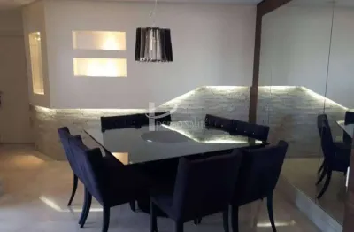 Apartamento à venda com 131m², 03 quartos sendo 03 suítes e 03 vagas de garagem.