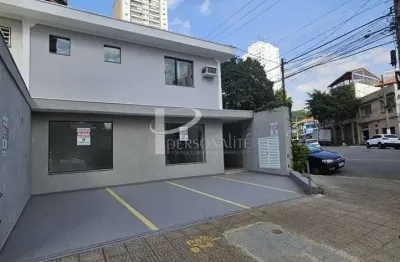 Sobrado comercial reformado de esquina para locação no tatuapé - 250m² com 5 vagas de garagem