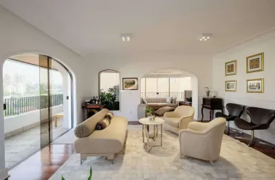 Apartamento reformado, 267 m2,4 quartos sendo 4 suítes, 3 varandas, 4 vagas, para venda, perdizes.