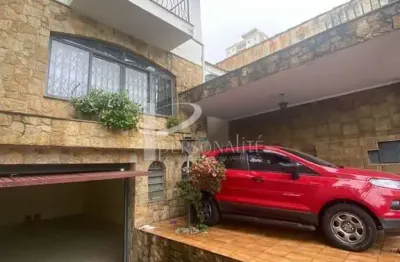Sobrado para locação no tatuapé 4 dormitórios incluindo 1 suíte edícula com banheiro. 5 vagas de garagem