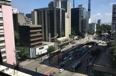 Sala com 140m² para alugar na av. paulista em frente à estação consolação do metrô.