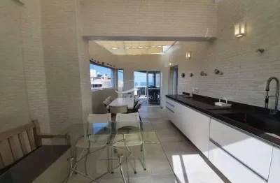 Linda cobertura duplex à venda,341 m², 6 suítes,2 vagas cobertas, pé na areia, módulo 3, riviera - b