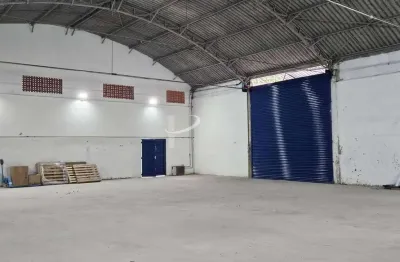 Galpão 1.000 m2 REFORMADO! Vestiário, Refeitório, Escritórios, p/ Locação Presidente Altino Osaco Sp