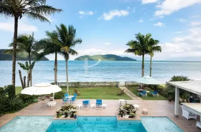 Casa pé na areia, 600 m2, 8 suítes, para venda, condomínio costa verde, caraguatatuba-sp.