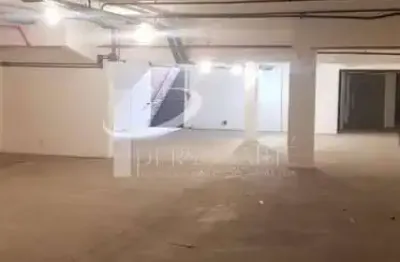 Prédio para locação comercial composto por um prédio de 3 pavimentos e metragem de 974,00 m², locali