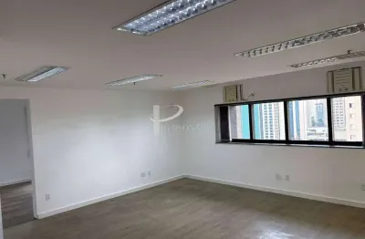Casa comercial com 1 sala para alugar na Avenida Iraí, 79, Moema, São Paulo