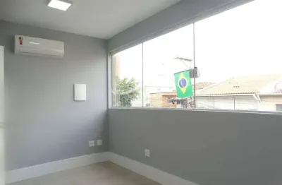 Casa comercial com 3 salas para alugar na Rua Martim Pescador, 1, Tatuapé, São Paulo