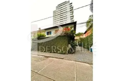 Casa com 4 quartos à venda na Rua Oswaldo Moreira Pompeo, 26, Paraíso, São Paulo