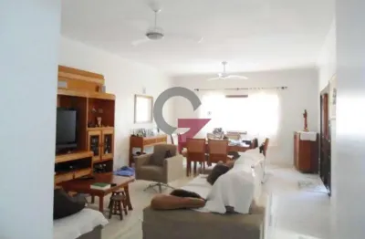 Casa com 4 quartos à venda no centro, ubatuba  por r$ 1.600.000