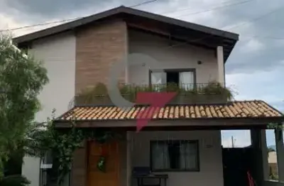 Casa em condomínio fechado à venda em castelos, tremembé  por r$ 1.600.000