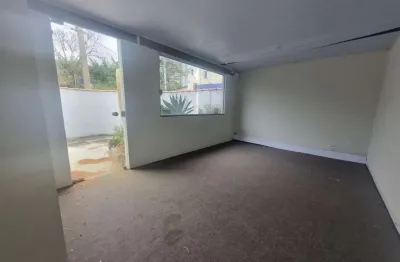 Casa com 3 quartos para alugar no centro, taubaté  por r$ 1.900