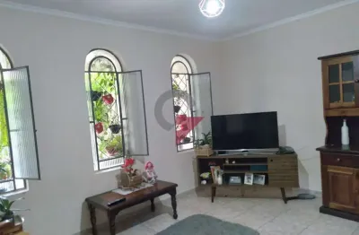 Casa com 4 quartos à venda na vila marly, taubaté  por r$ 700.000