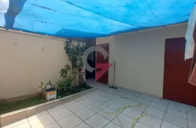 Casa com 3 quartos à venda no Centro, Taubaté 