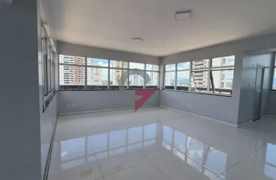 Sala comercial para alugar no Esplanada Independência, Taubaté  por R$ 3.900