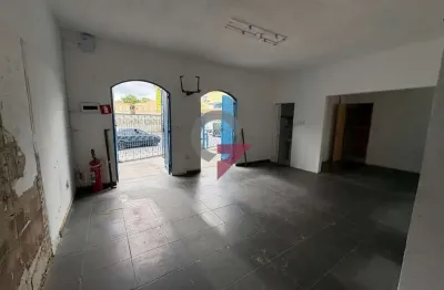 Casa com 3 quartos para alugar em Areao, Taubaté 