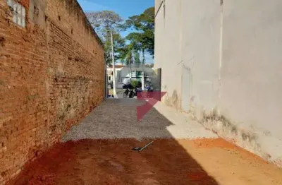 Terreno comercial para alugar no Centro, Taubaté  por R$ 1.300