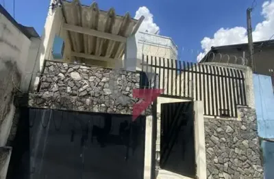 Casa com 4 quartos para alugar no Monção, Taubaté  por R$ 2.600