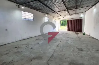 Barracão / Galpão / Depósito para alugar em Areao, Taubaté  por R$ 2.500