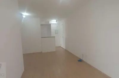 Apartamento com 2 quartos para alugar na Rua Domingos Paiva, Brás, São Paulo