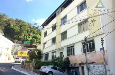 3 quartos, sala, banheiro, copa, cozinha, área de serviço, dce e garagem individual no jardim glória! somente 1 lance de escada. ótima localização!