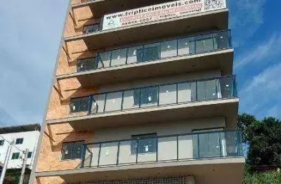 Apartamento quarto e sala com sacada e elevador a 700m da ufjf pelo pórtico do bairro são pedro. oportunidade para investir ou morar!.