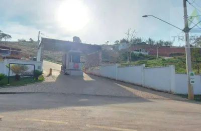 Terreno com excelente topografia e localização privilegiada em condomínio de alto padrão no salvaterra, próximo à av. deusdedith salgado.