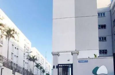 Apartamento 2 quartos com sacadas, sala, cozinha e área, banheiro, vaga. portaria 24h. bairro marilândia.