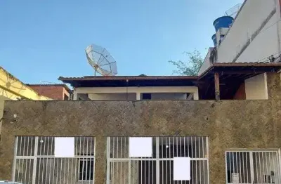 Casa 4 quartos, 3 andares, suíte, garagem, terraço com área gourmet em rua tranquila no bairro são mateus.