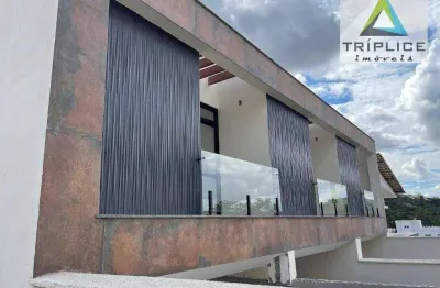 Casa 3 quartos com suíte, sala 2 ambientes com copa e cozinha integrada, lavabo, quintal. 2 vagas. recanto da mata.
