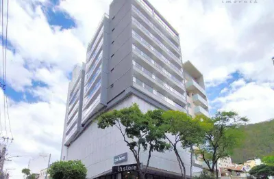 Apartamento garden 3 quartos com suíte, sala com varanda e cozinha integrada, 2 vagas, elevador, alto padrão. localização privilegiada no santa helena