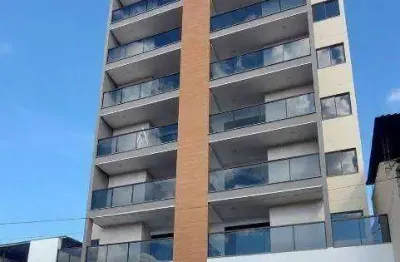 Apartamento 2 quartos com suíte, varanda gourmet, elevador e garagem. localização privilegiada próximo ao colégio santa catarina e faculdade universo.