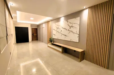 Magnifica cobertuta tipo penthouse a apenas 240m da praia - pompeia