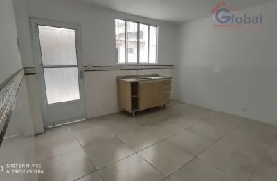Casa com 2 quartos para alugar no Centro, Santo André 