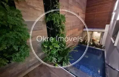 Apartamento com piscina privativa na Urca totalmente mobiliado porteira fechada