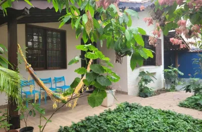 Casa linear com 4 quartos sendo 2 suítes no pé pequeno (ao lado do jardim icaraí e santa rosa)