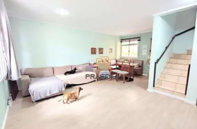 Sobrado com 3 dormitórios para alugar, 115 m² por R$ 3.650/mês - Uberaba - Curitiba/PR