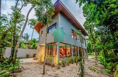 Casa de alto padrão com acesso privativo à praia no condomínio prumirim – ubatuba