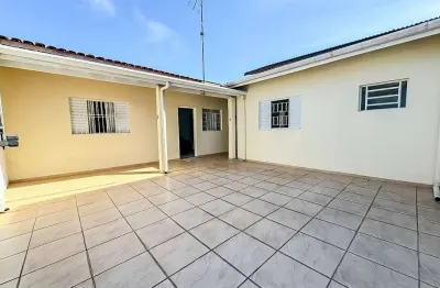Casa térrea com suíte no indaiá ao lado do colégio canopus
