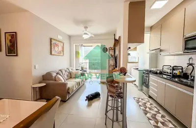 Apto completo andar alto 2 dorm com suíte mobiliado martim de sá