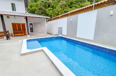 Casa com 3 quartos à venda na Praia da Cocanha, Caraguatatuba 