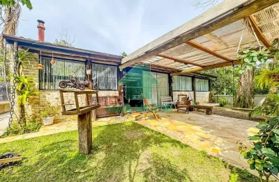 Casa em condomínio fechado com 2 quartos à venda na Rua Golfinho, 180, Mar Verde, Caraguatatuba