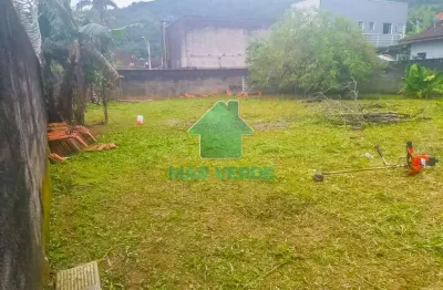 Terreno à venda na Rua Antônio de Lucca, Jardim do Sol, Caraguatatuba