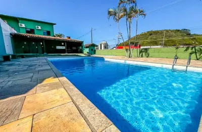 Casa com 4 dormitórios em condomínio fechado no bairro sumaré – caraguatatuba/sp