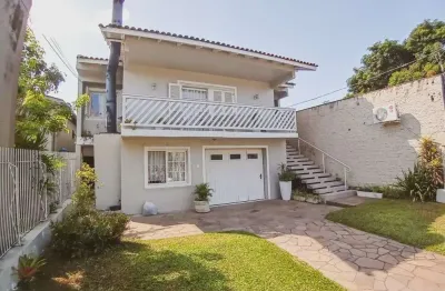 Casa com 3 dormitórios à venda, 184 m² por r$ 620.000,00 - canudos - novo hamburgo/rs