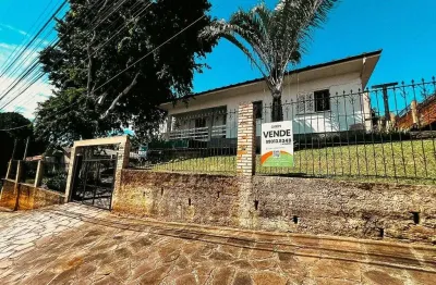 Casa com 3 dormitórios à venda, 278 m² por r$ 1.160.000,00 - petrópolis - novo hamburgo/rs
