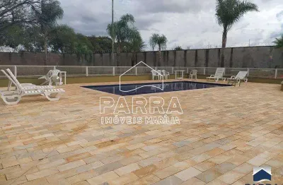 Vende-se residência no cond. residencial viver villa aquários - marilia/sp