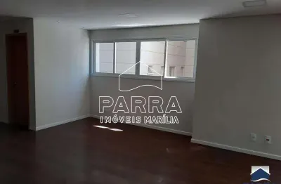 Vende-se apartamento no edificio villa funchal - marilia/sp