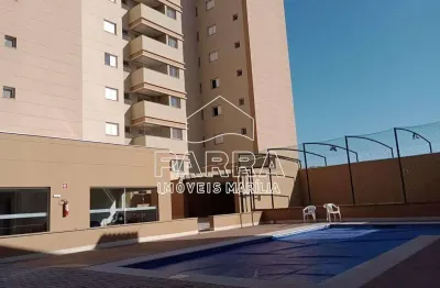 Vende-se apartamento no edificio villa vitoria - marilia/sp