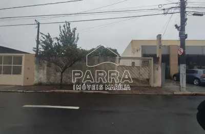 Terreno à venda no Somenzari, Marília 
