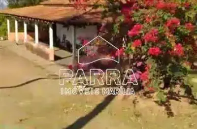 Vende-se chácara no estância três lagos - marilia/sp